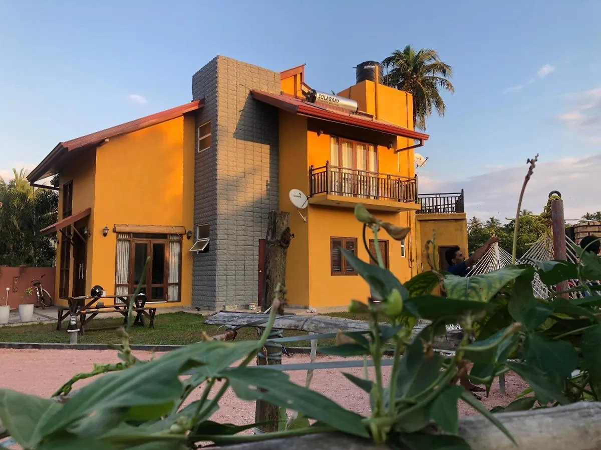 Guest house Canal'S Edge Negombo